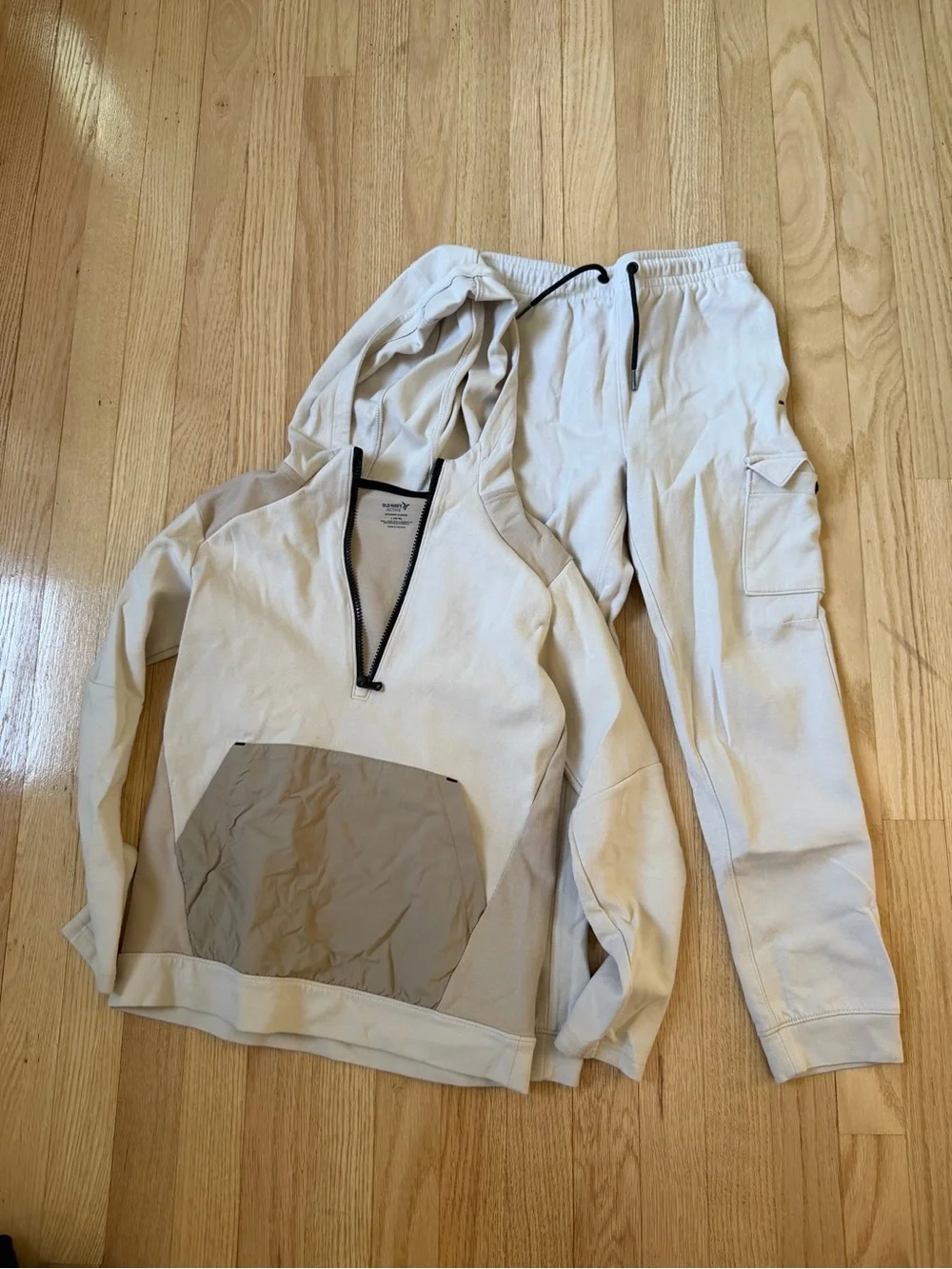 Old Navy Boys Tan/Cream Cargo Jogger Set - Hoodie & Pants